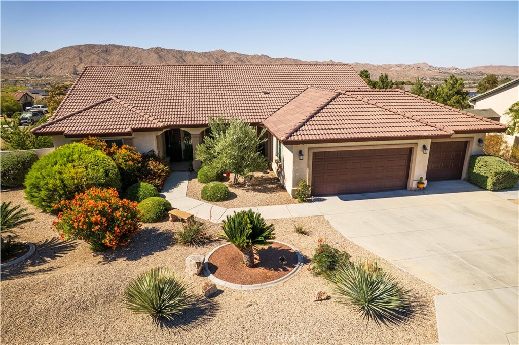 56136 Mountain View, Yucca Valley, CA 92284 — photo 1