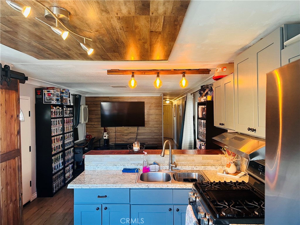 26250 9th Street 104, Highland, CA 92346 — photo 1
