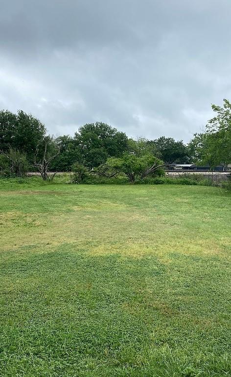 TBD Caldwell, Giddings, TX 78942 — photo 1