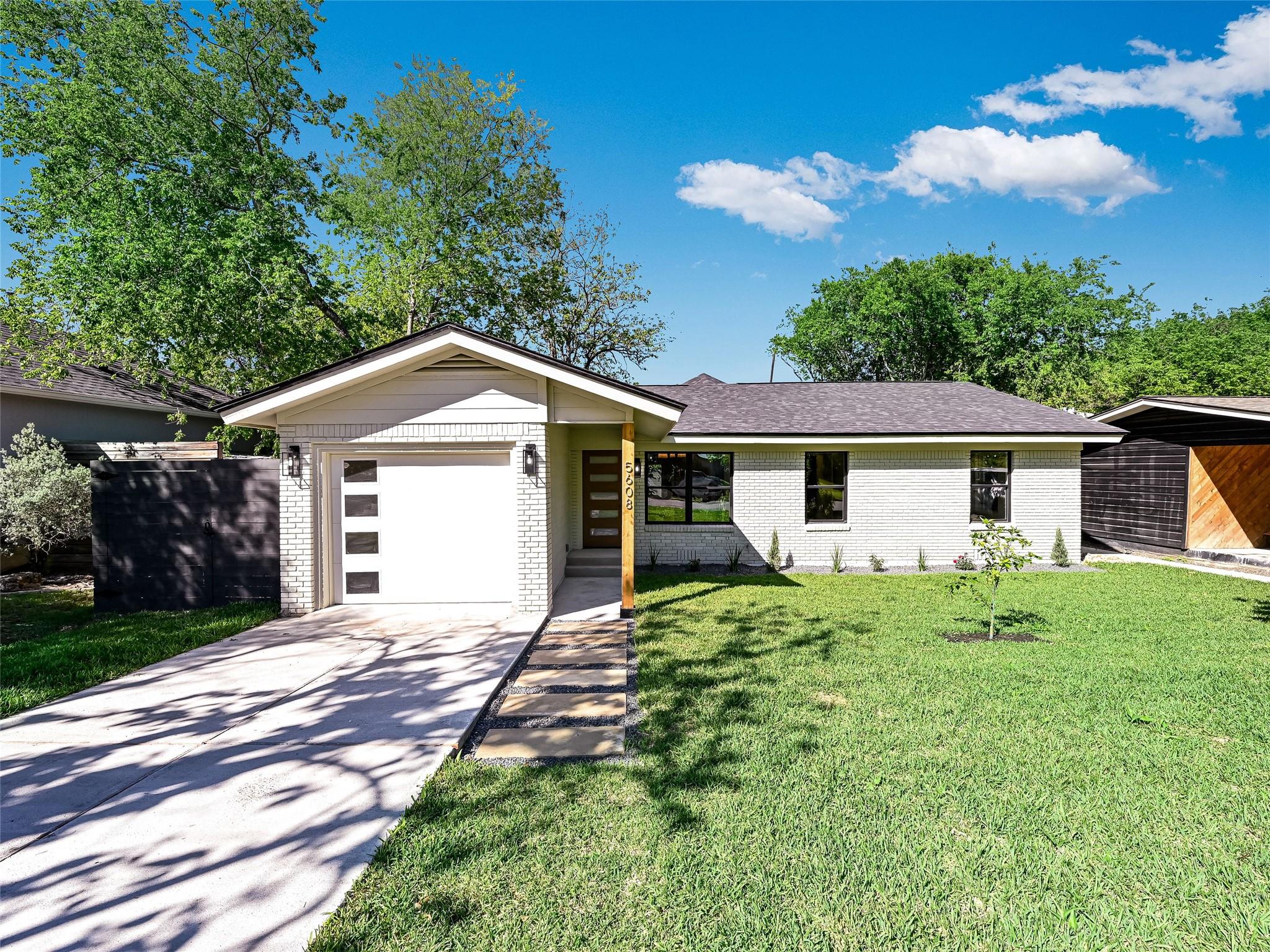 5608 Northdale, Austin, TX 78723 — photo 1
