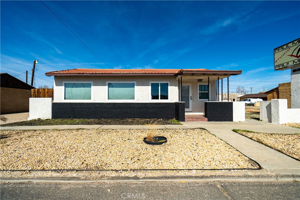21948 US Highway 18, Apple Valley, CA 92307 — photo 1