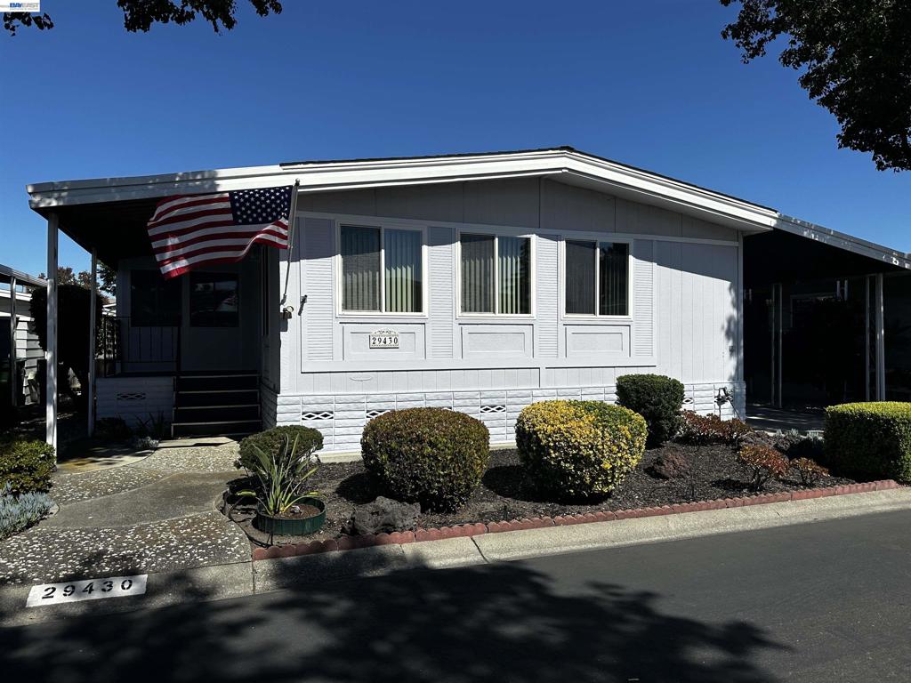 29430 New Hampshire Way, Hayward, CA 94544 — photo 1
