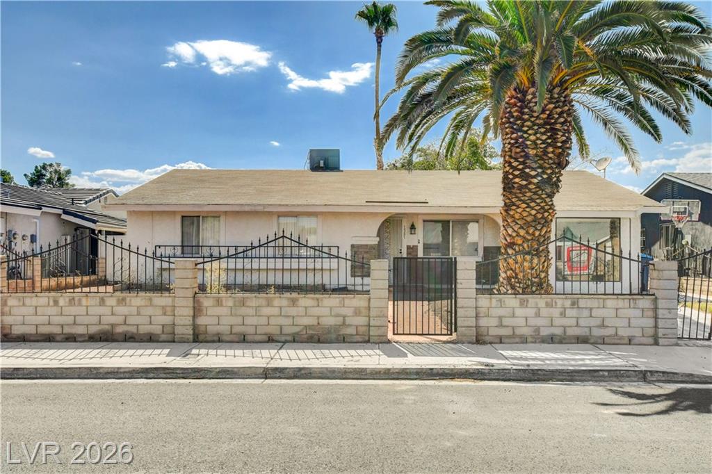 1561  Falling Leaf Lane, Las Vegas, NV 89142 — photo 1