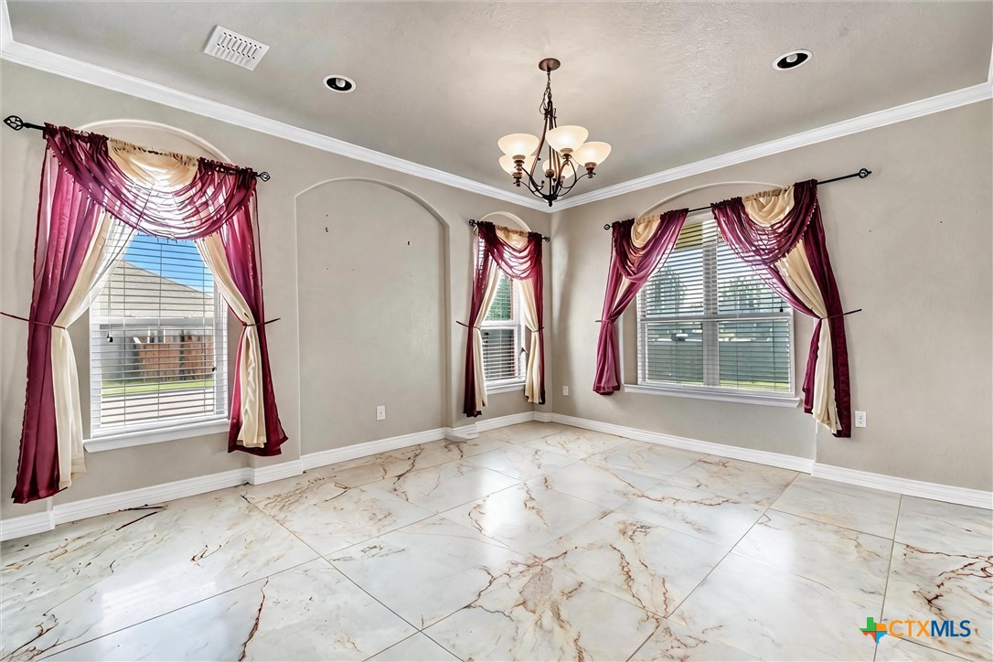901 Easton, San Marcos, TX 78666 — photo 1