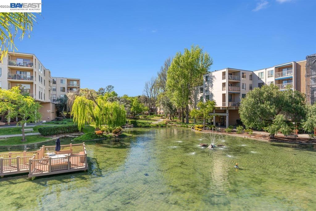 430 N Civic Dr 208, Walnut Creek, CA 94596 — photo 1