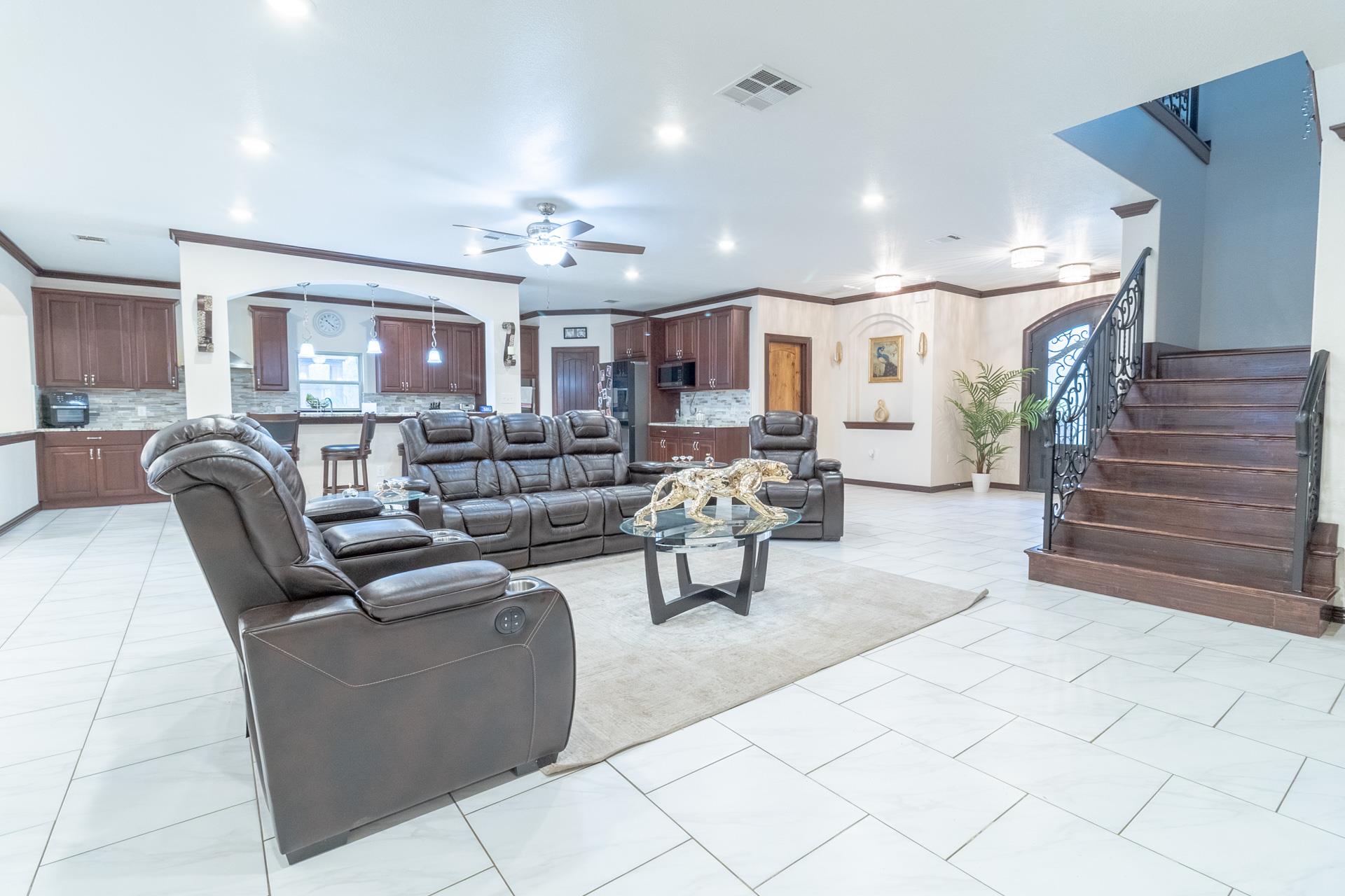 319  Lonesome Dove Dr, Cedar Creek, TX 78612 — photo 1