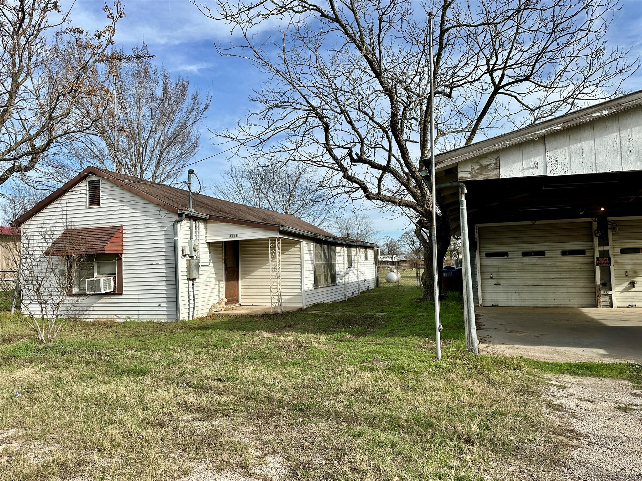 1148 Old Nails Creek, Giddings, TX 78942 — photo 1