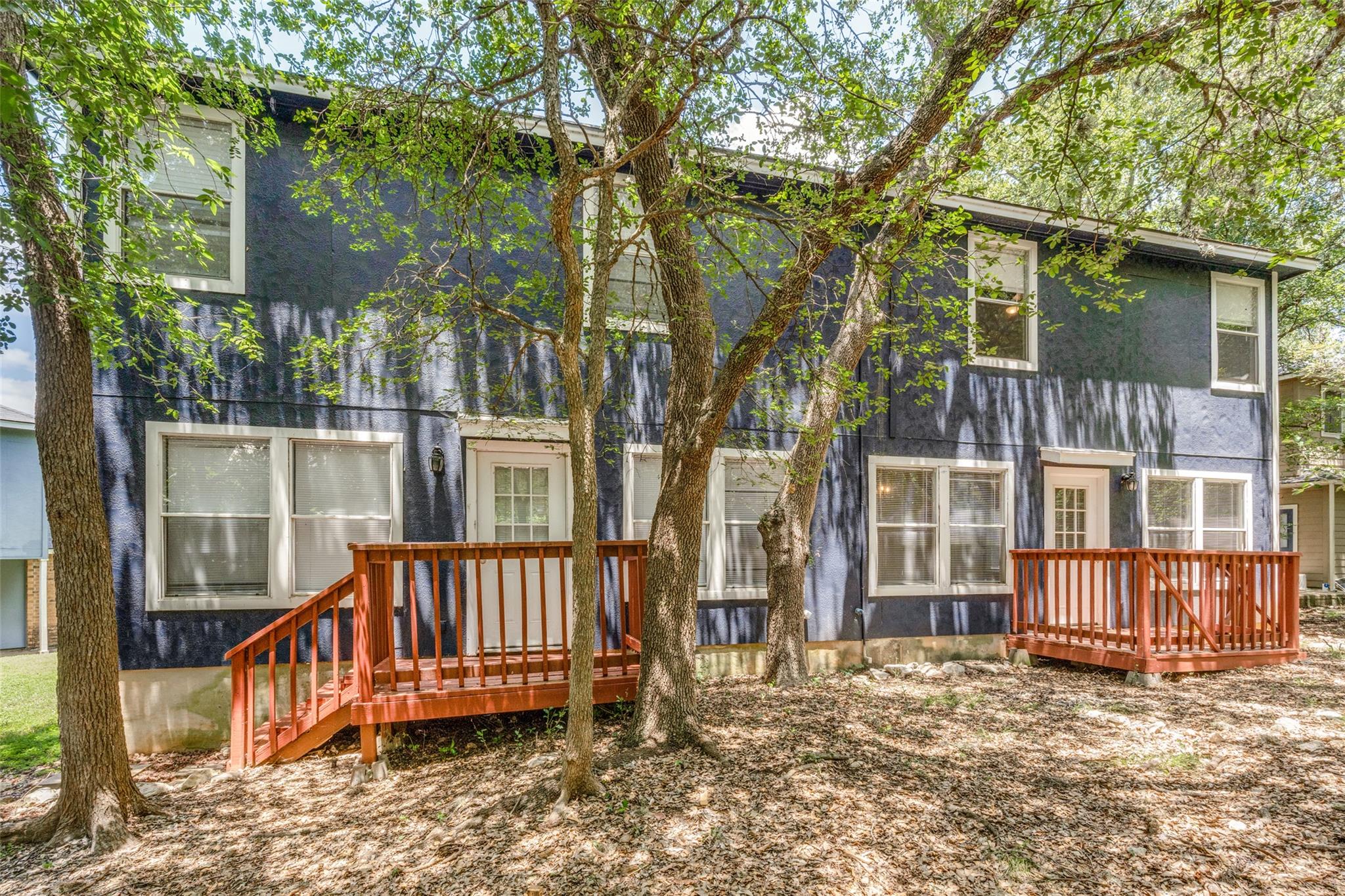 945-947 Sagewood Trl, San Marcos, TX 78666 — photo 1