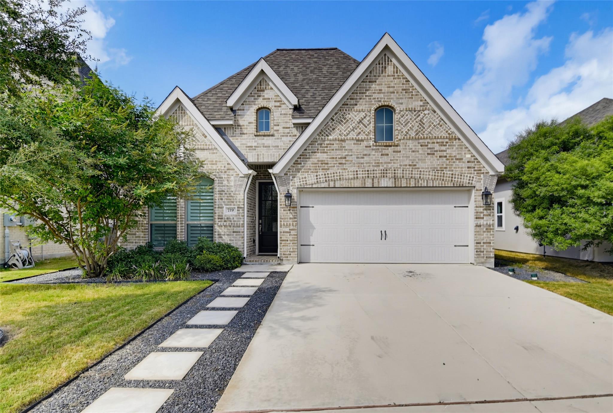 719 ARROYO DORADO, New Braunfels, TX 78130 — photo 1