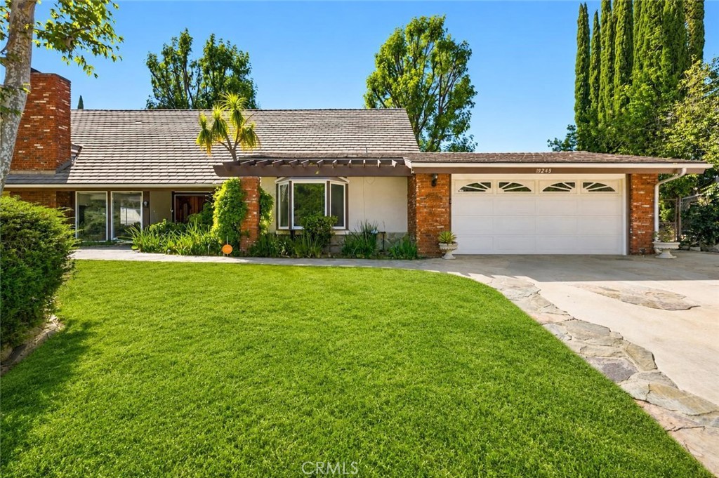 19245 Berclair, Tarzana, CA 91356 — photo 1