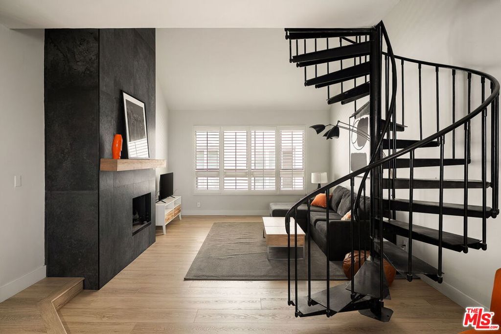 1412 N Crescent Heights Boulevard 203, West Hollywood, CA 90046 — photo 1