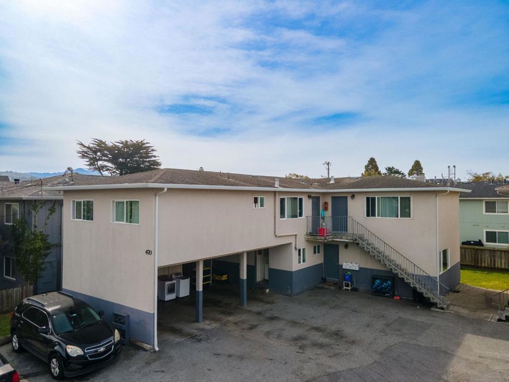 470 Willow Avenue, Half Moon Bay, CA 94019 — photo 1