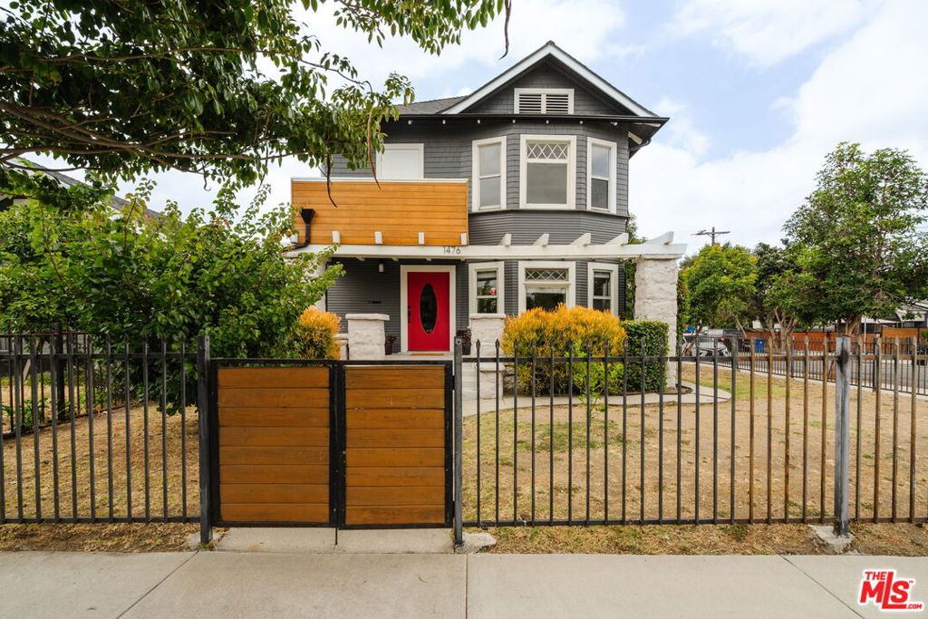 1476 W 37th Drive, Los Angeles, CA 90018 — photo 1