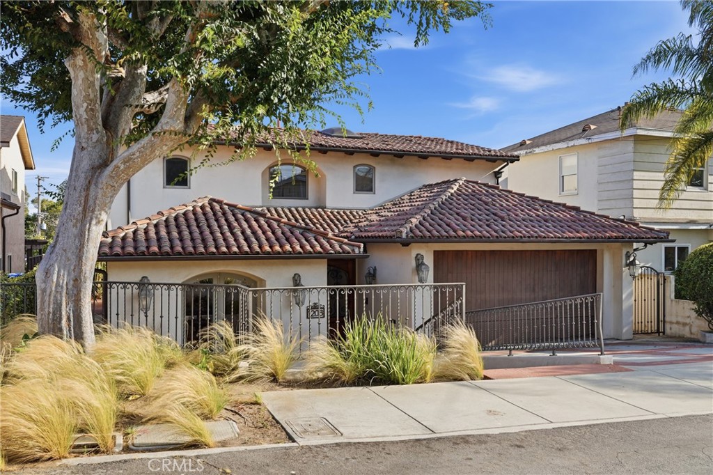 1206 3rd Street, Manhattan Beach, CA 90266 — photo 1