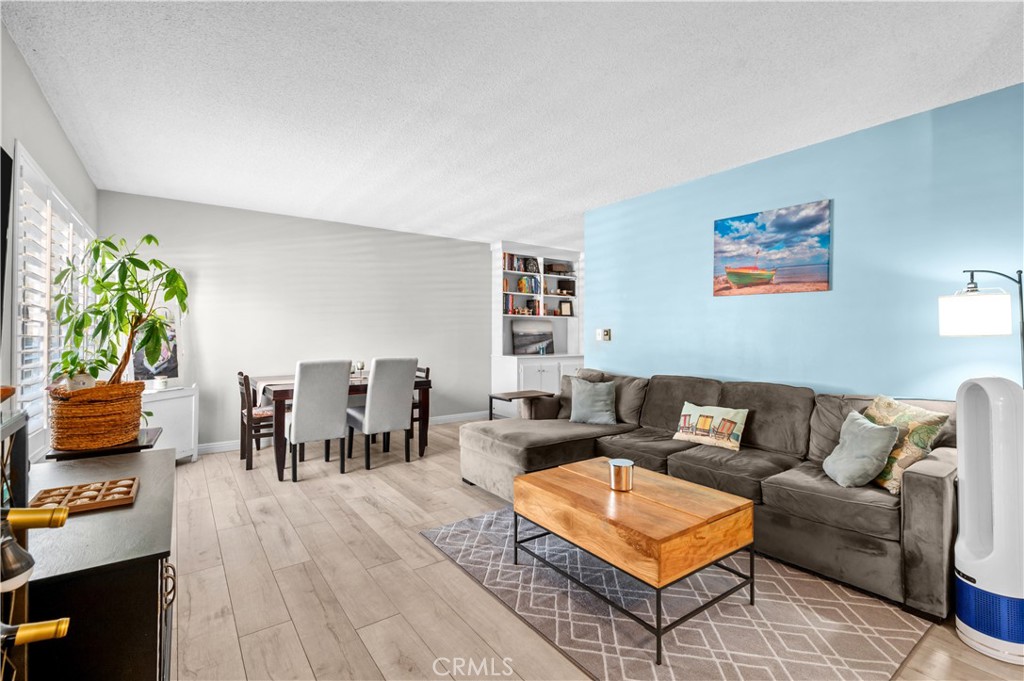 333 Junipero Avenue 1C, Long Beach, CA 90814 — photo 1