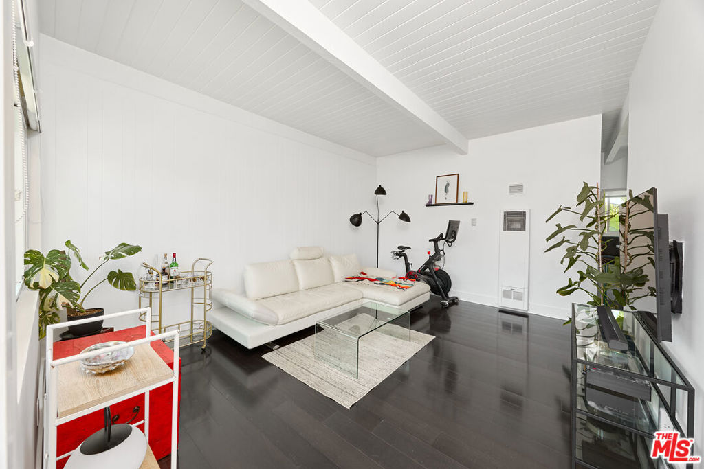 2325 Kansas Avenue 9, Santa Monica, CA 90404 — photo 1