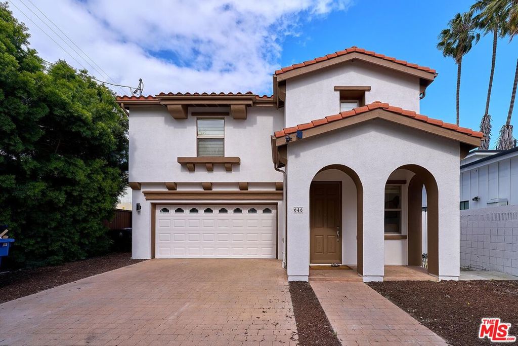 646 N Sierra Bonita Avenue, Los Angeles, CA 90036 — photo 1