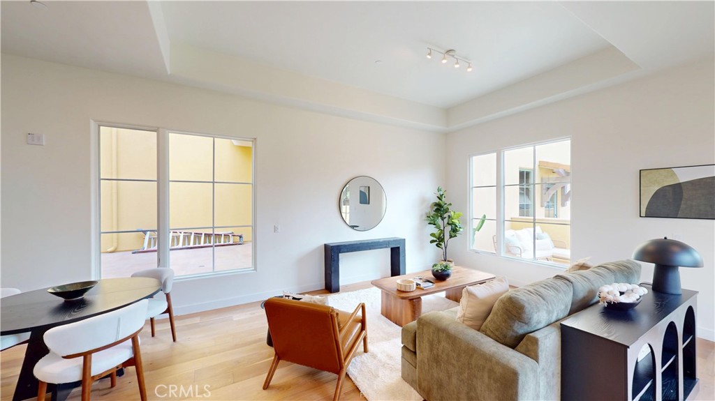 1878 E Walnut Street 203, Pasadena, CA 91107 — photo 1