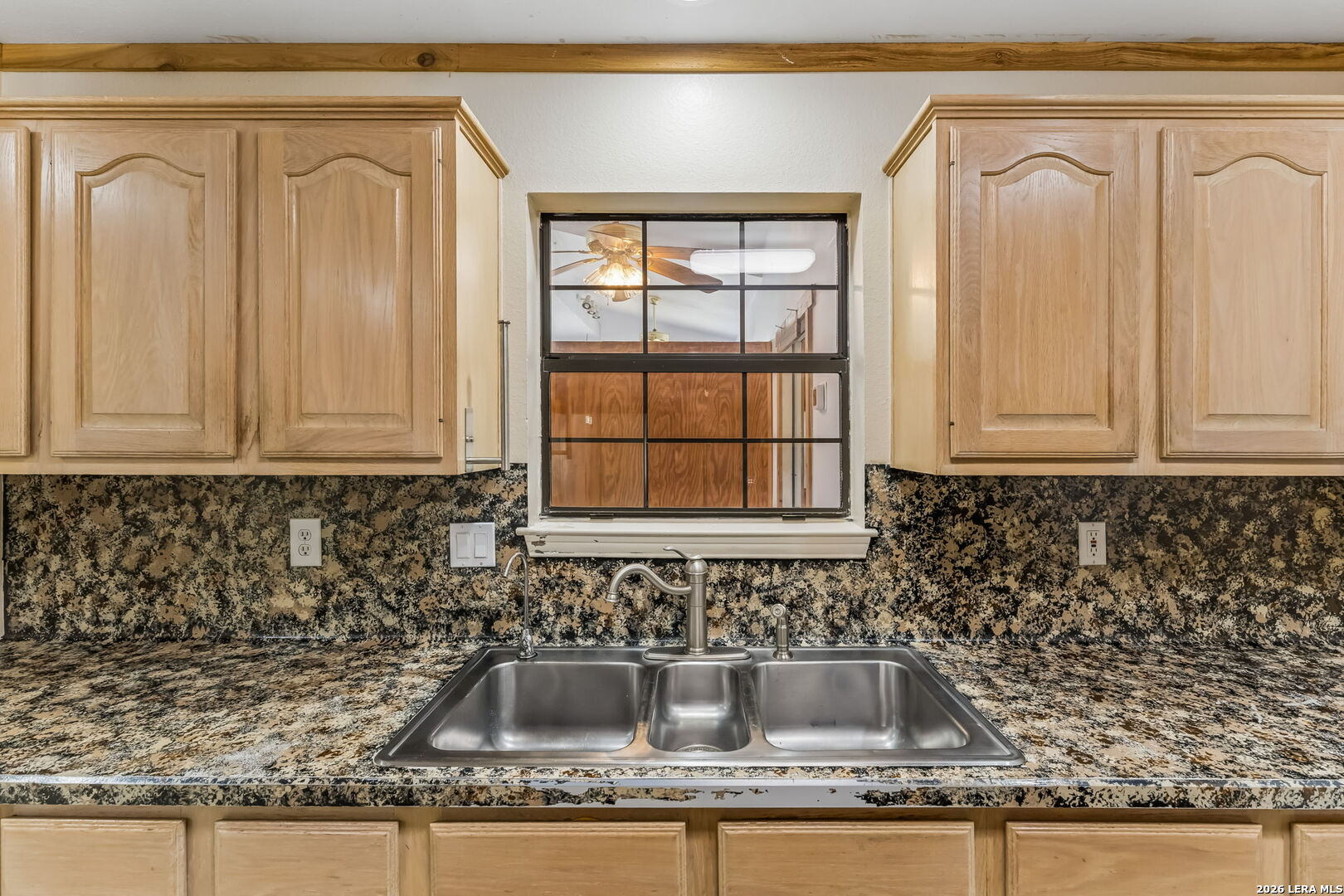 661 HICKORY FORREST DR, , 78155 — photo 1