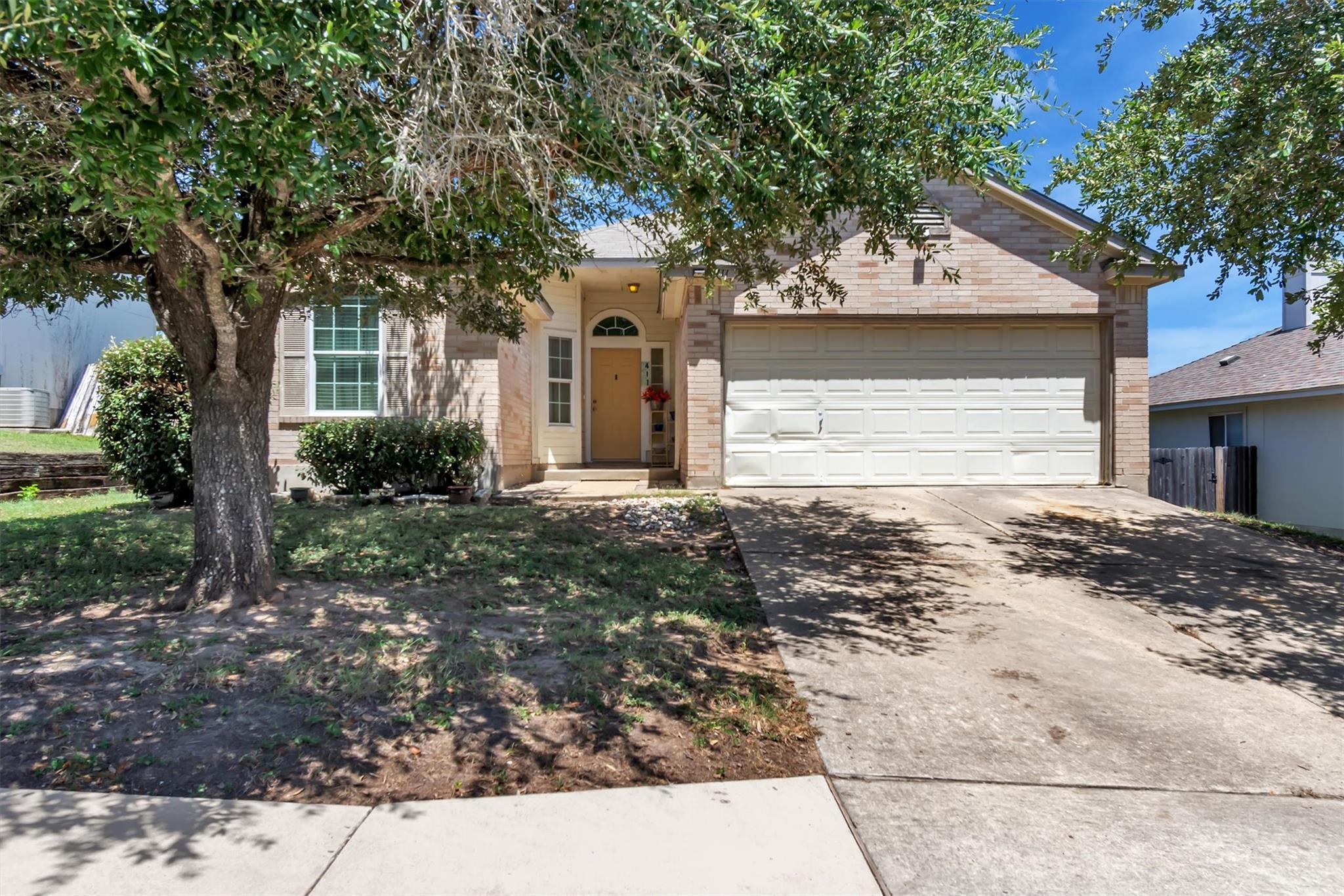 411 Estate, Hutto, TX 78634 — photo 1