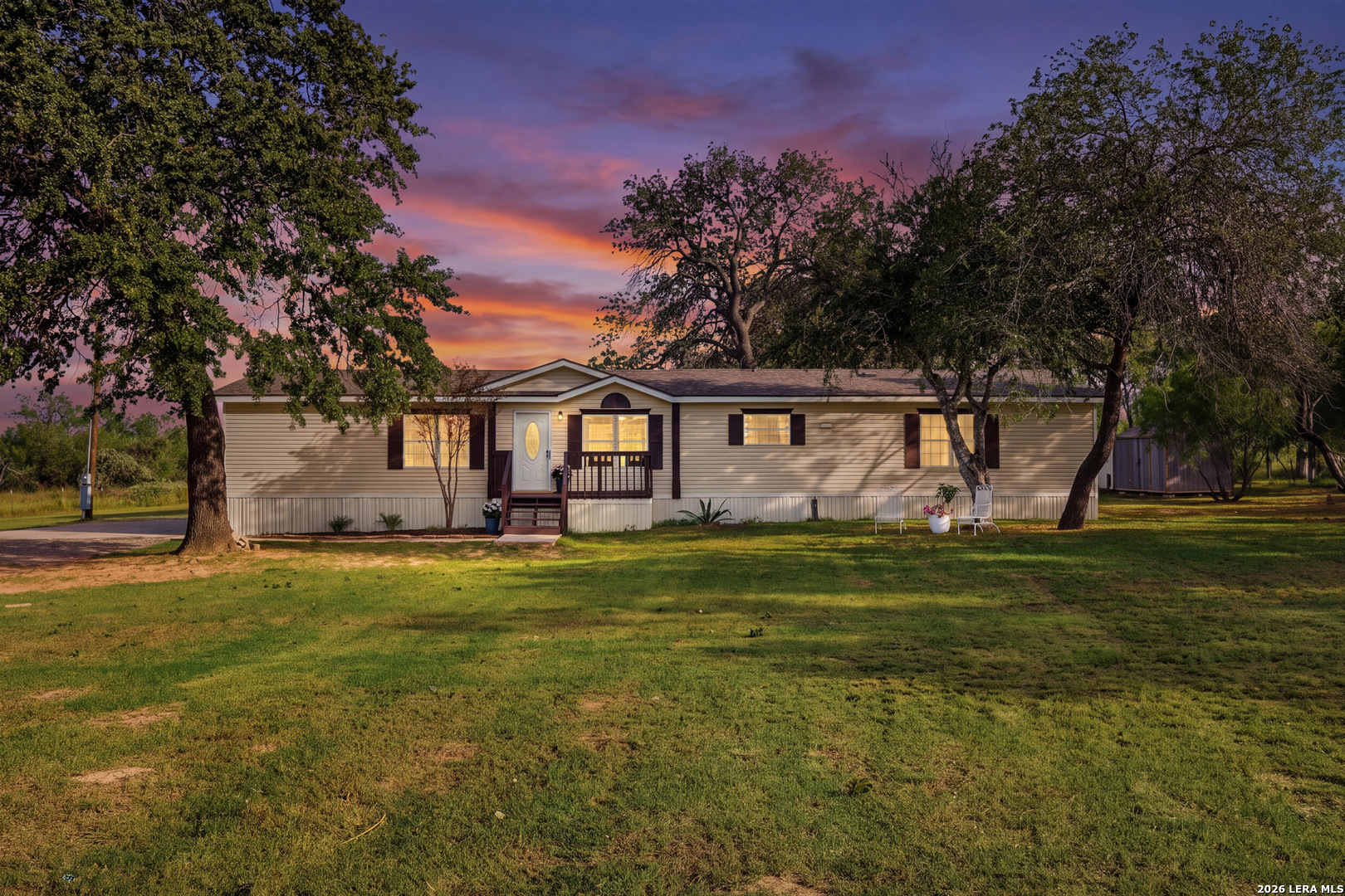 380 SARA LN, ,  78052 — photo 1