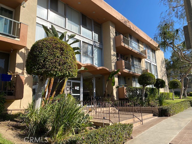 805 Glenway 205, Inglewood, CA 90302 — photo 1