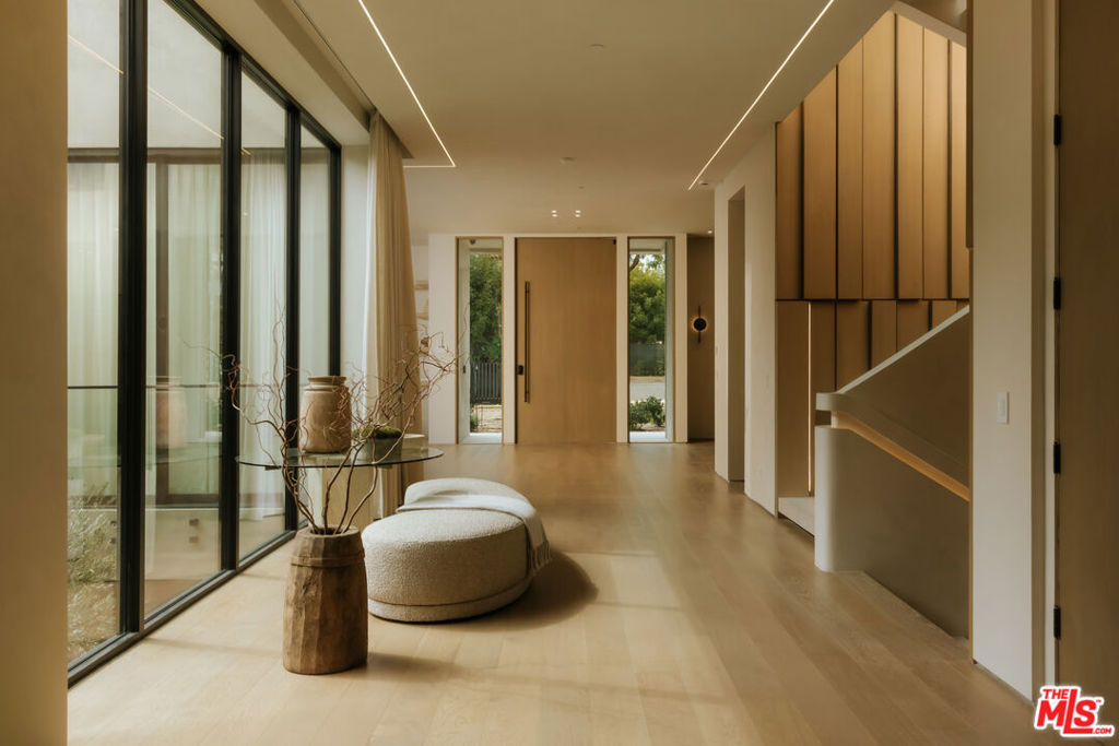 510 N Alpine Drive, Beverly Hills, CA 90210 — photo 1