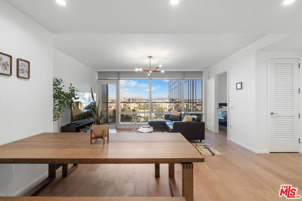 877 Francisco Street 1116, Los Angeles, CA 90017 — photo 1
