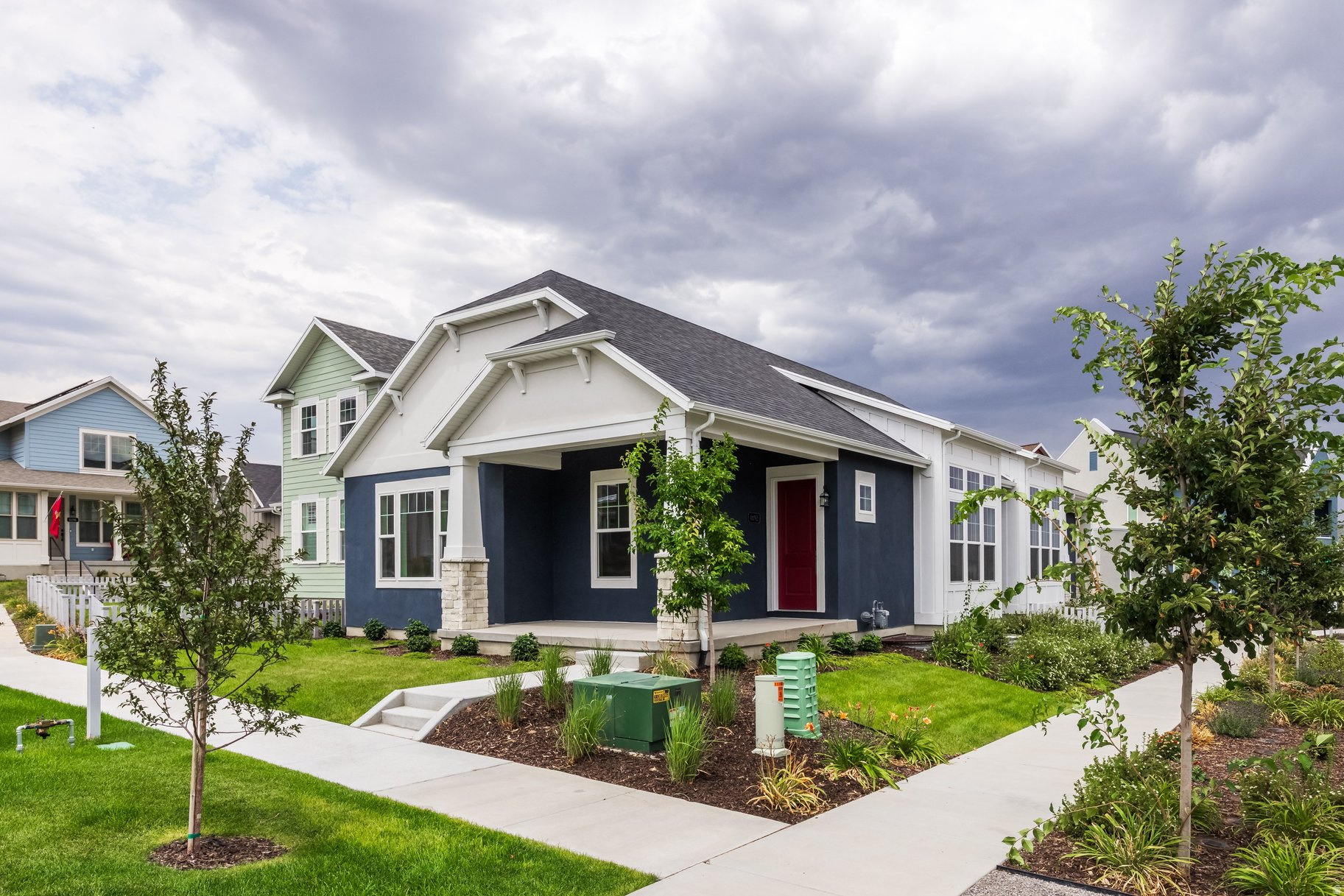 11192 S EASY BEE RD, South Jordan, UT 84009 — photo 1