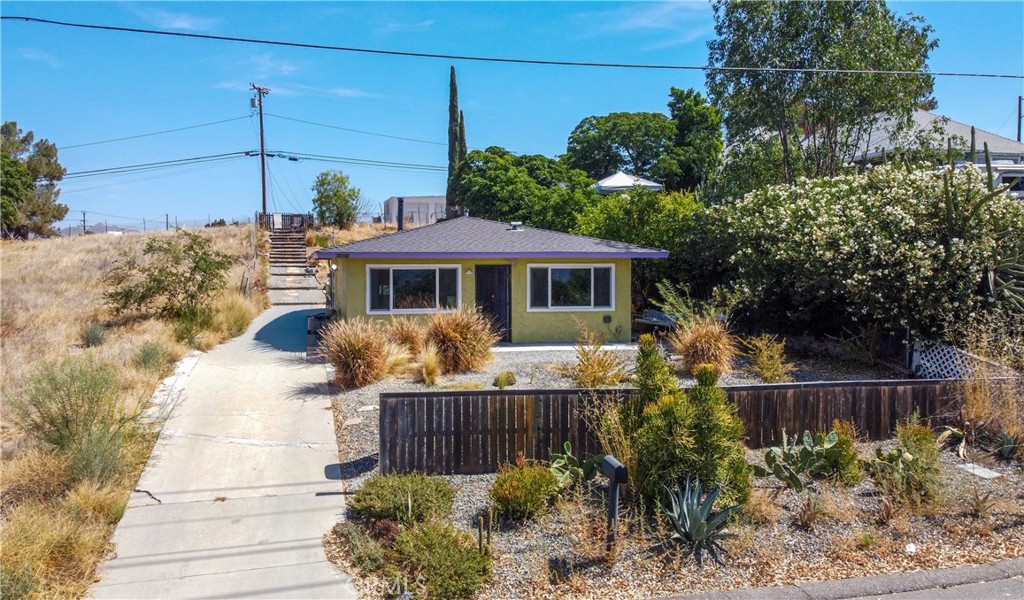 1005 W Sumner, Lake Elsinore, CA 92530 — photo 1