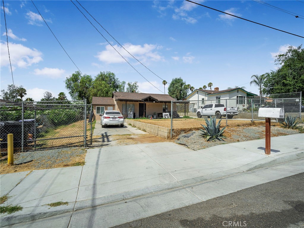 6958 37th Street, Riverside, CA 92509 — photo 1
