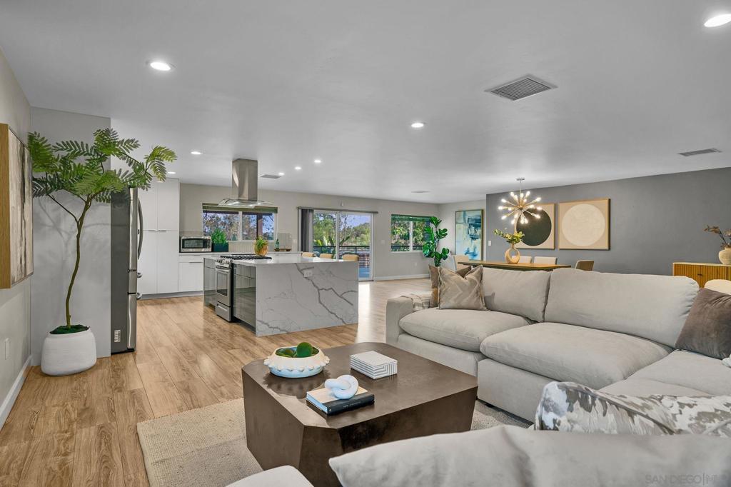 907 Seph Way, Escondido, CA 92027 — photo 1