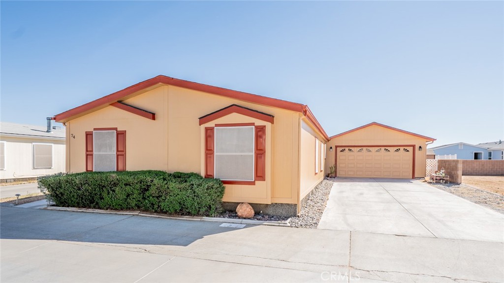 22241 Nisqually 74, Apple Valley, CA 92308 — photo 1