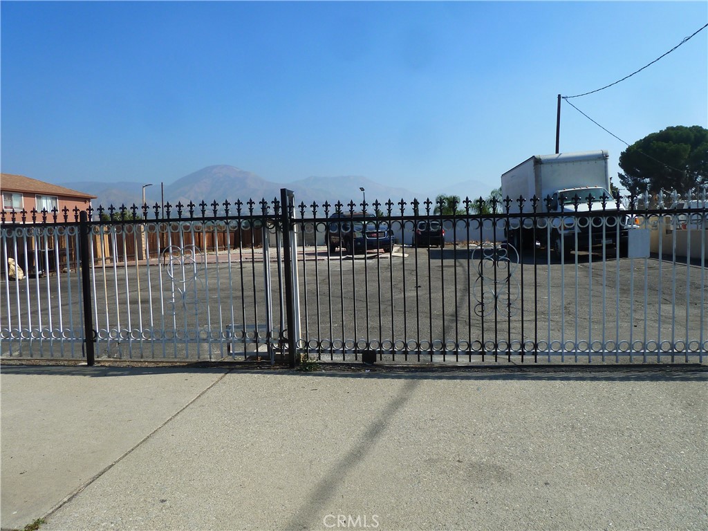 3119 N Golden, San Bernardino, CA 92404 — photo 1