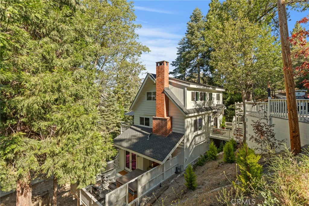394 Ca-173, Lake Arrowhead, CA 92352 — photo 1