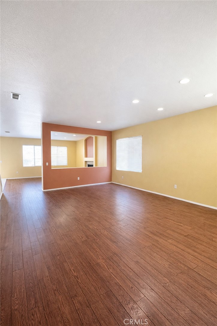 15082 Zircon, Victorville, CA 92394 — photo 1