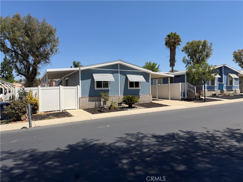 1721 E Colton Avenue 33, Redlands, CA 92374 — photo 1