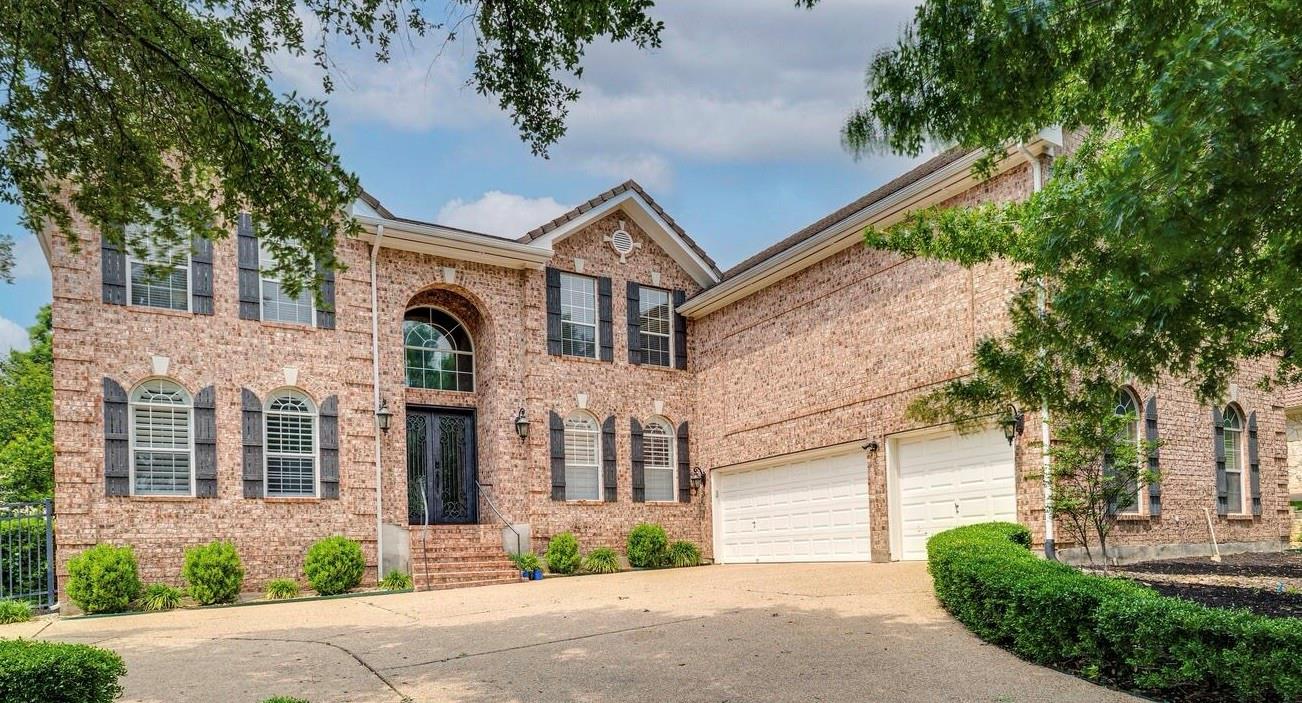 14 TORRINGTON Ln, The Hills, TX 78738 — photo 1