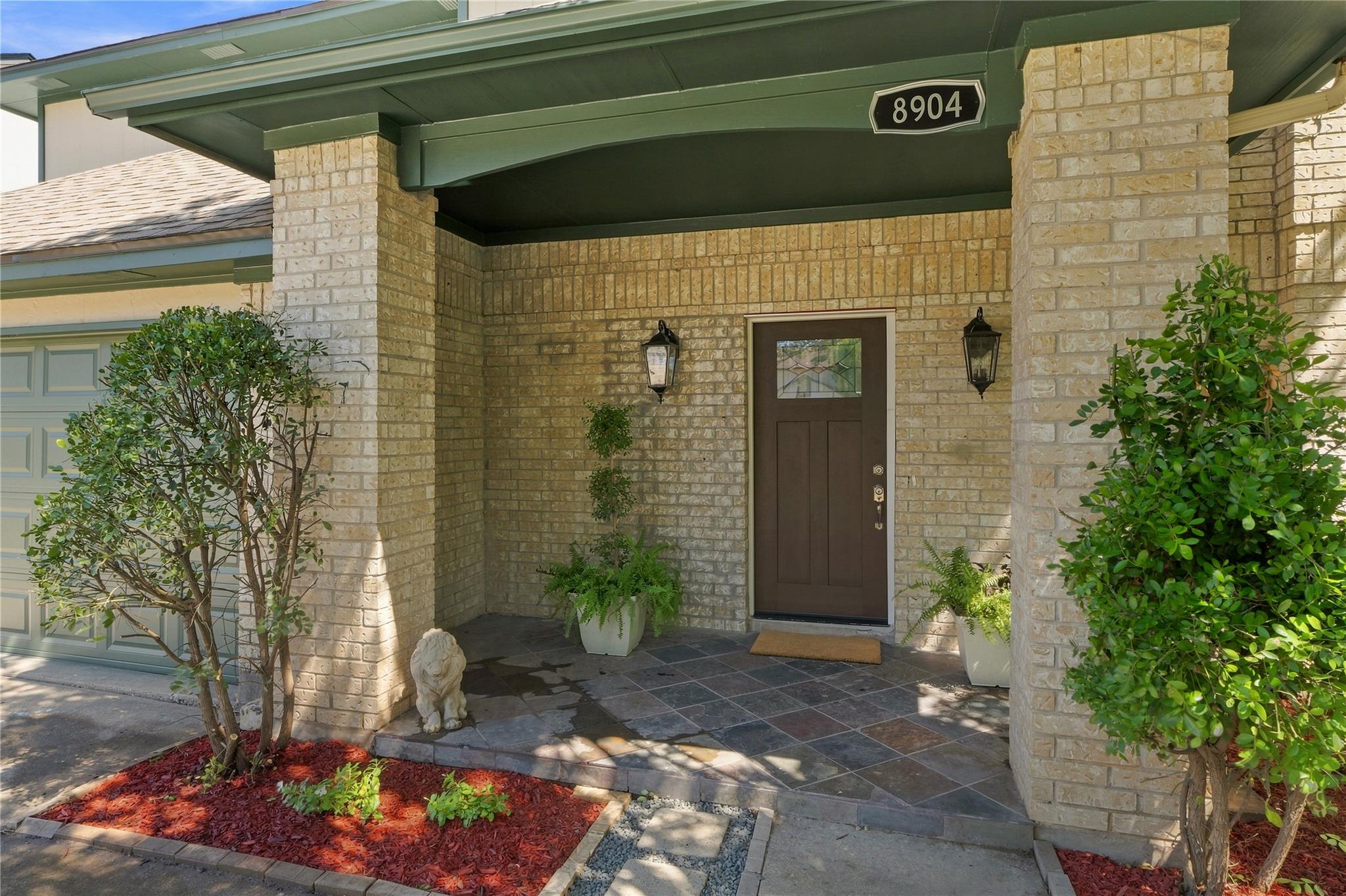 8904 Bridgewood Trl, Austin, TX 78729 — photo 1