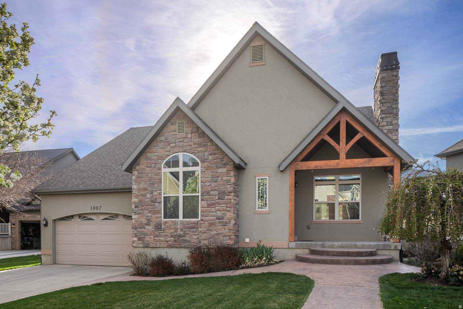 1997 W CRESCENT DR, Mapleton, UT 84664 — photo 1