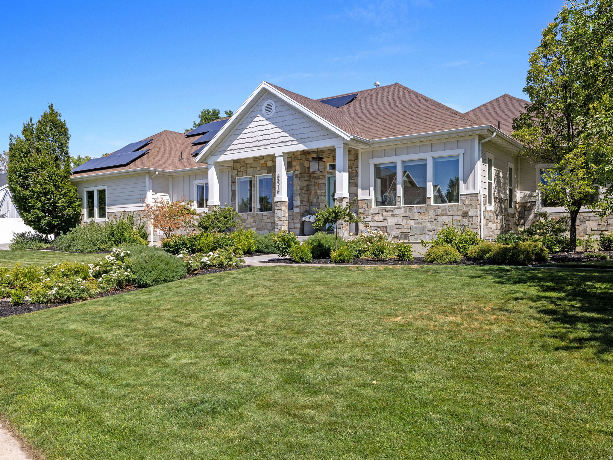 5976 W WOODSHIRE LN, Highland, UT 84003 — photo 1