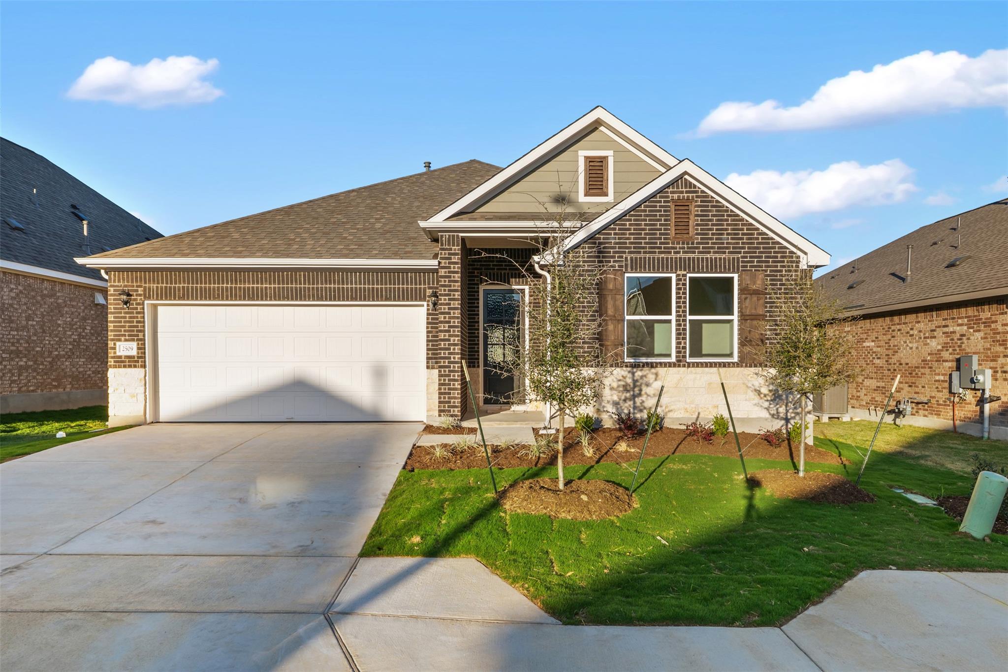 533 Redding Way, Georgetown, TX 78633 — photo 1
