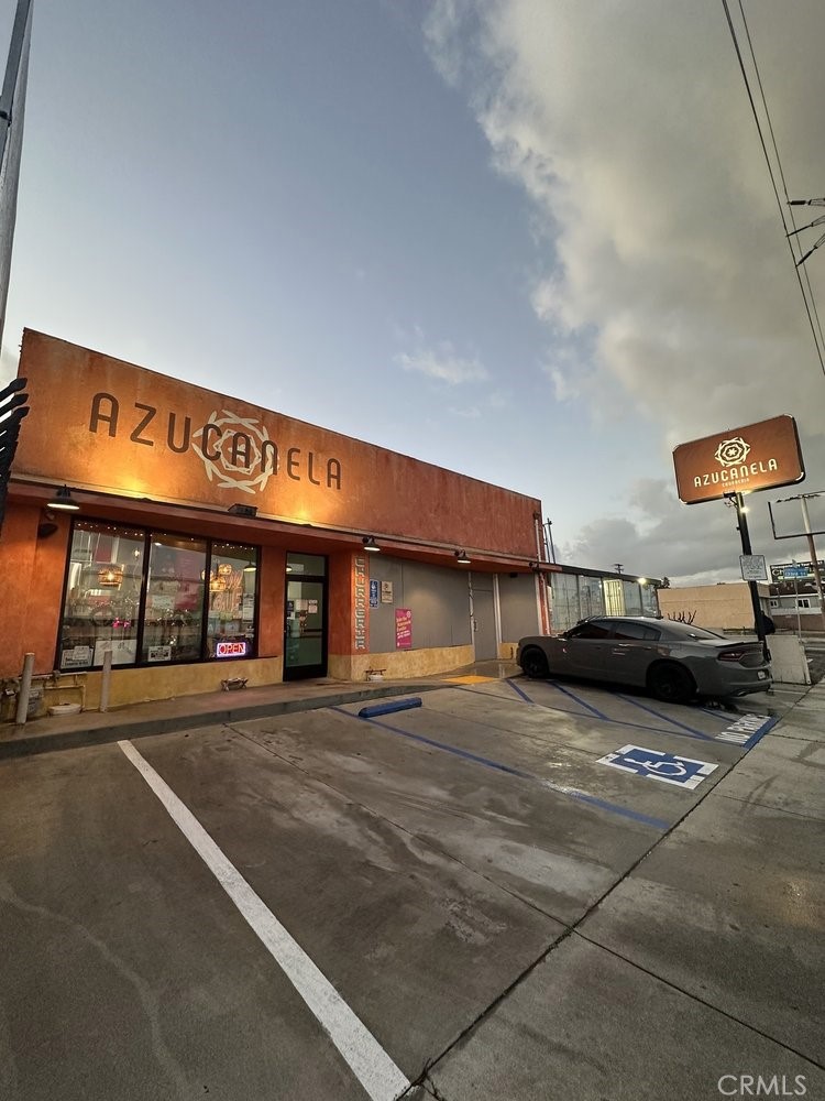 13305 Inglewood