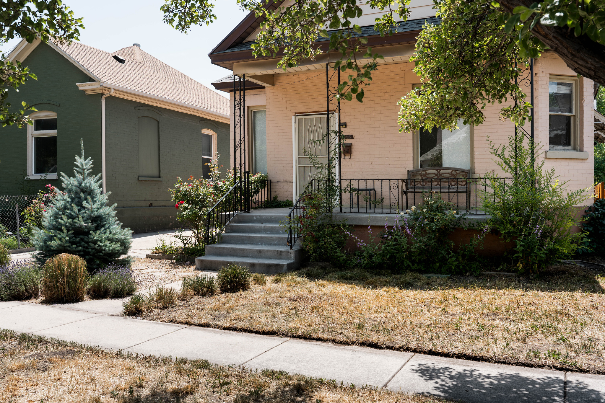 1045 W EUCLID AVE, Salt Lake City, UT 84104 — photo 1