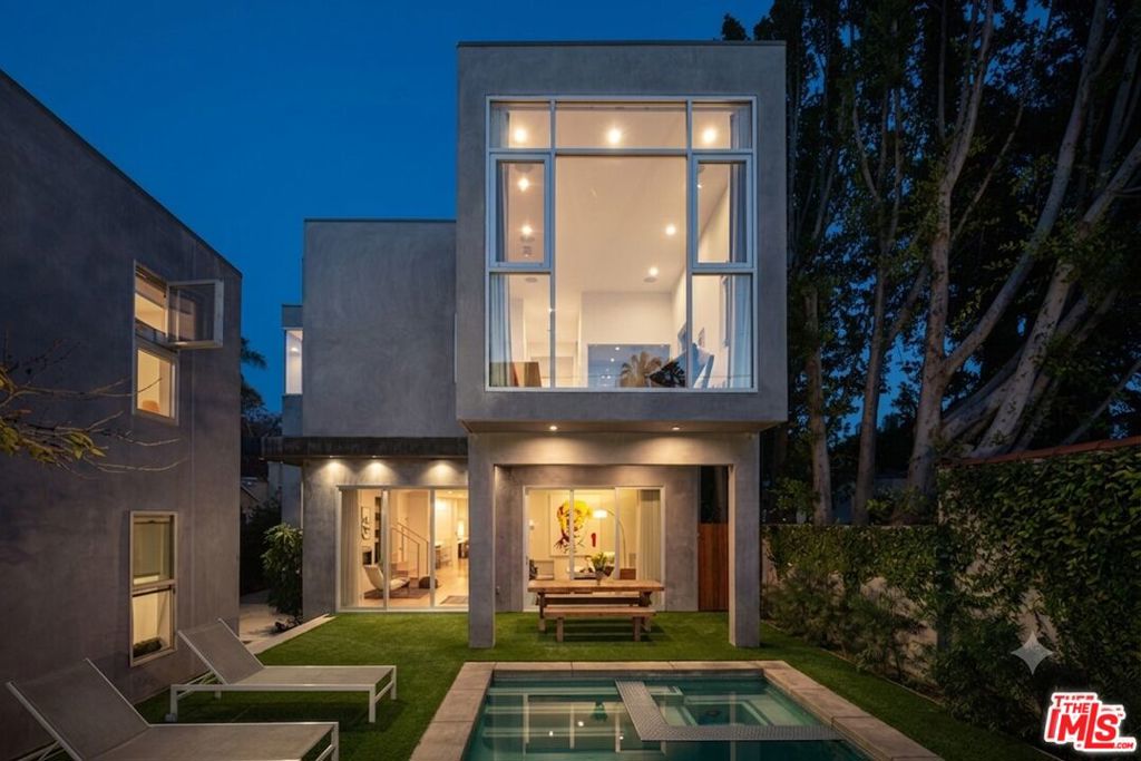 459 N Flores Street, Los Angeles, CA 90048 — photo 1