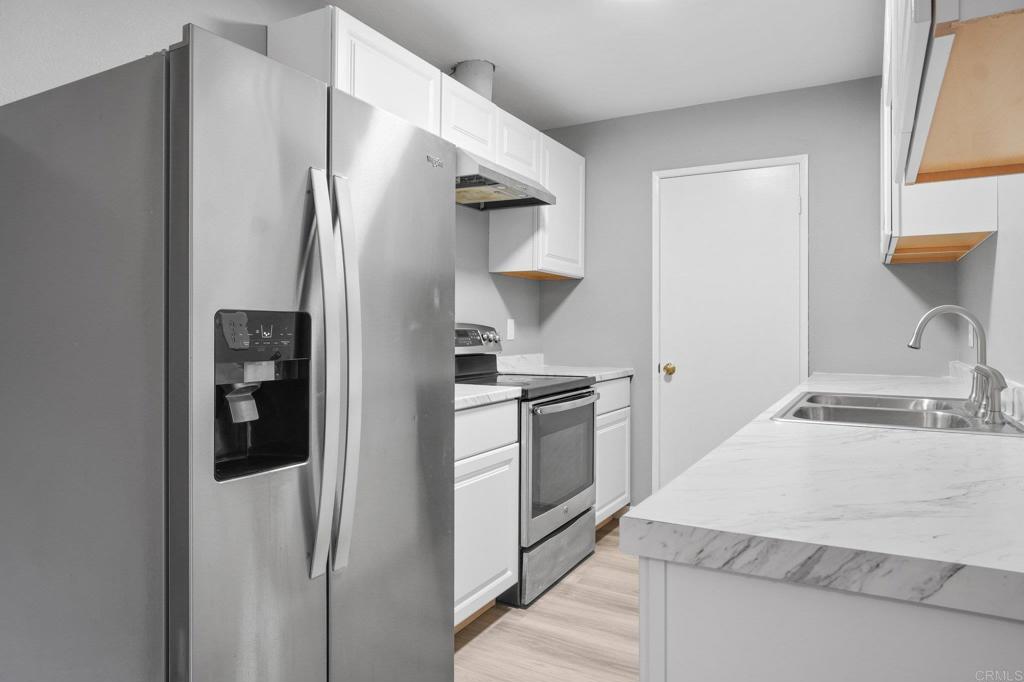8000 University Avenue, La Mesa, CA 91942 — photo 1
