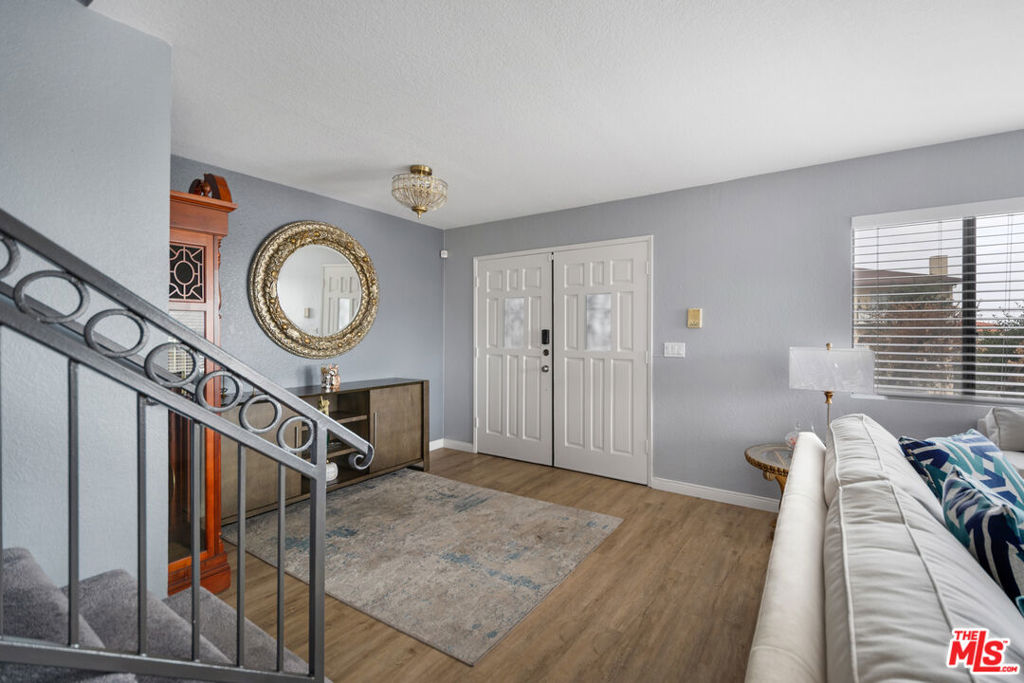 845 W 19th Street 1, Los Angeles, CA 90731 — photo 1