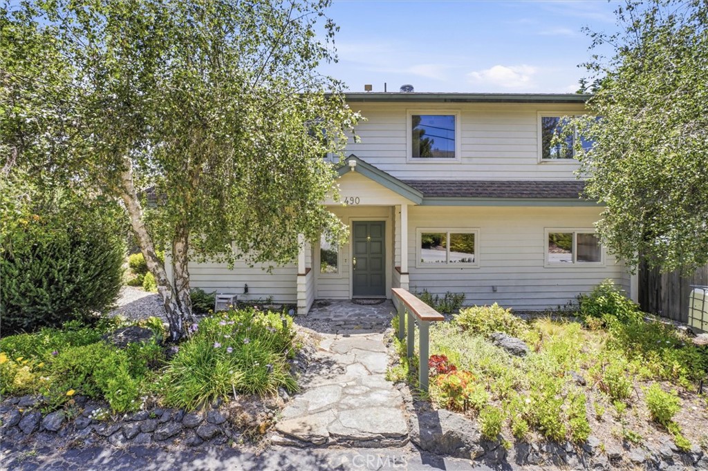 490 Warwick Street, Cambria, CA 93428 — photo 1