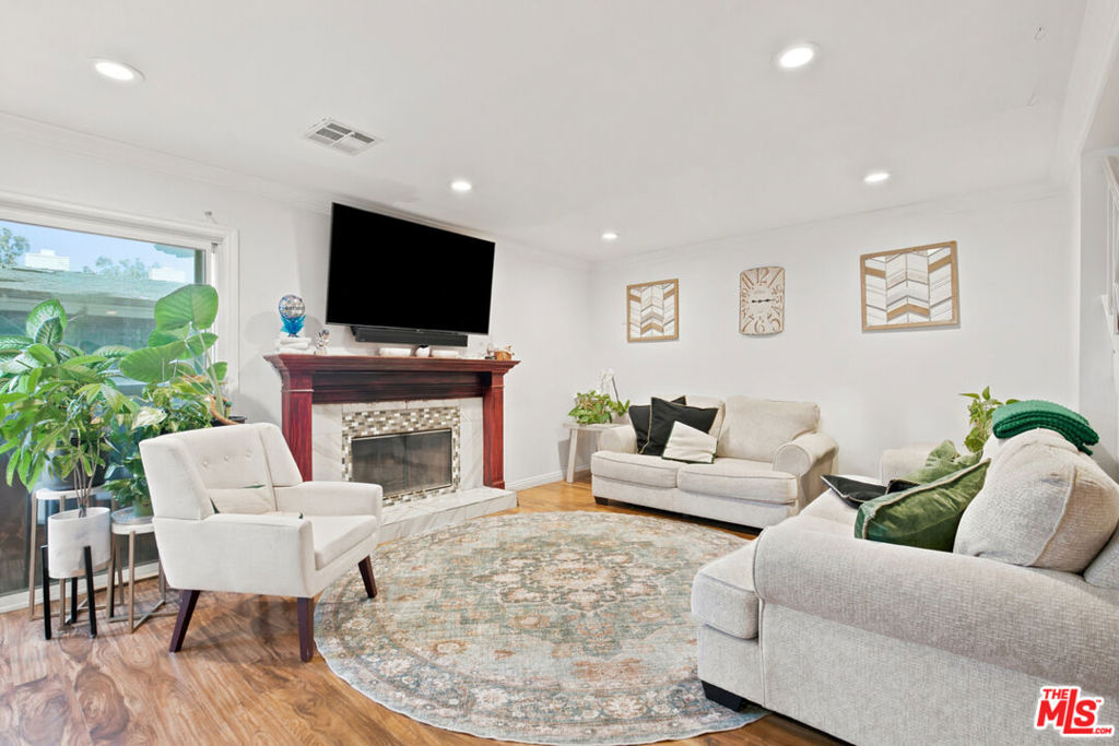 26206 Alizia Canyon Drive, Calabasas, CA 91302 — photo 1