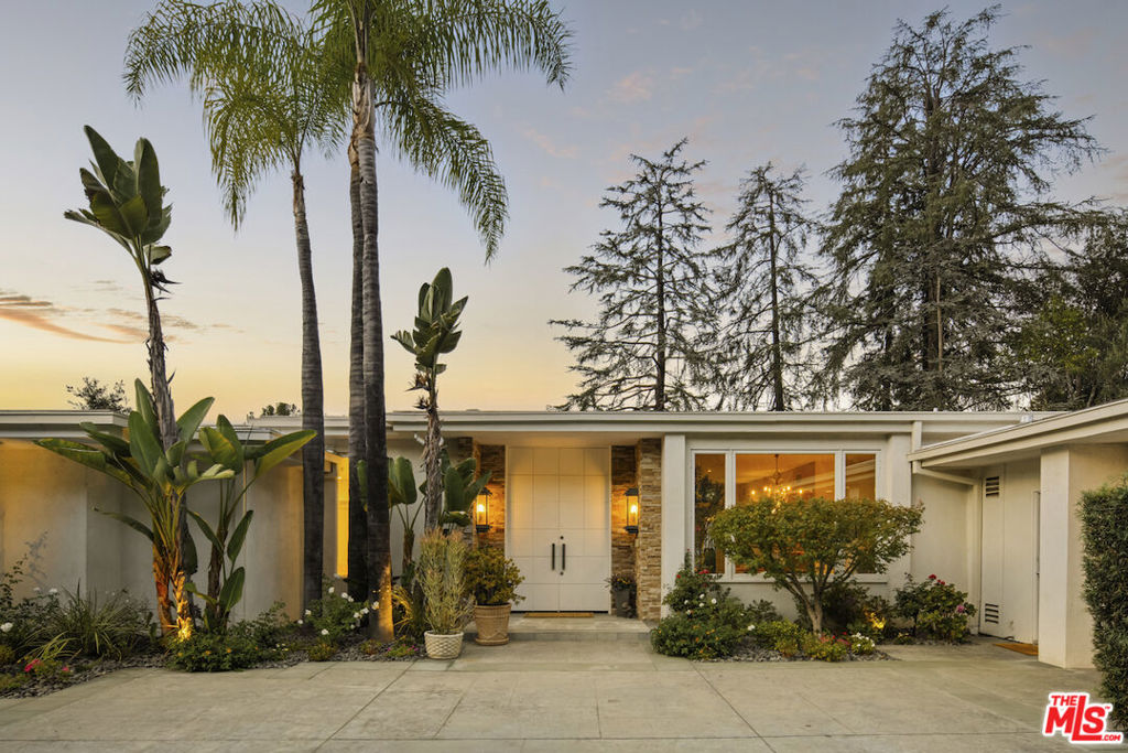 4101 Clear Valley Drive, Los Angeles, CA 91436 — photo 1